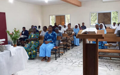 En Camerún, encuentros de hermanas jóvenes